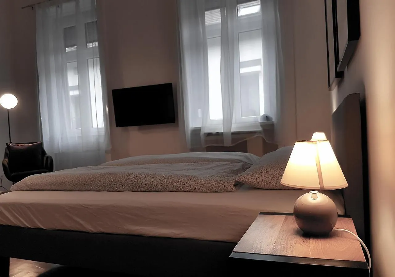 דירות בודפשט Luxury New Cozy Flat At Dob Street Nearby Gozsdu Court